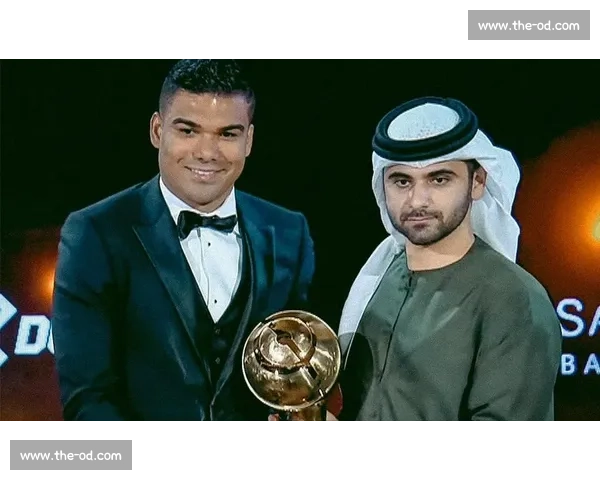 卡塞米罗 11 周年纪念日深情告白:娶你是我人生最正确的决定