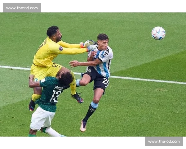 墨西哥 2-0 沙特晋级四强!维加破门 + 马杜乌龙锁定胜局 墨西哥 2-0 沙特晋级四强!维加破门 + 马杜乌龙锁定胜局